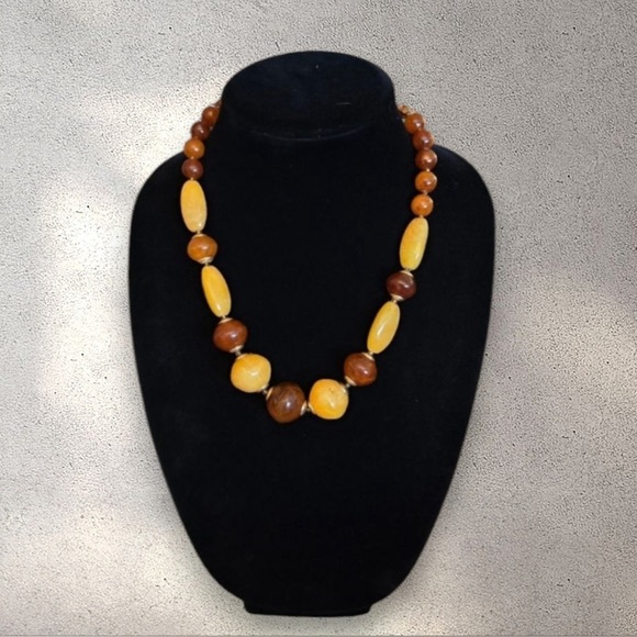Vintage Hong Kong Lucite Amber and Butterscotch Swirl Necklace - Picture 1 of 4